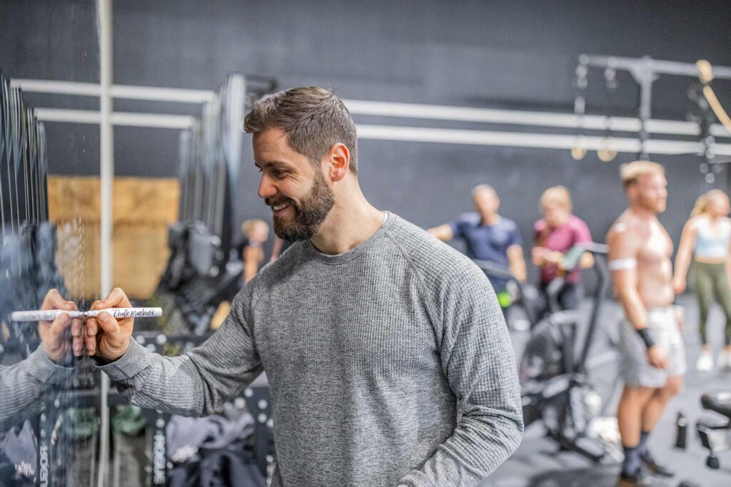 fotos im fitness studio beim workout