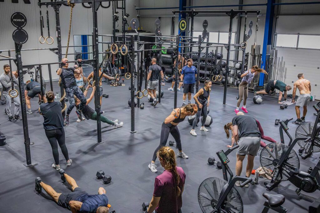 fotos im fitness studio beim workout