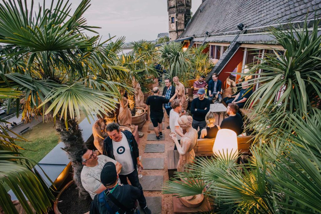 Networking über den Dächern von Köln