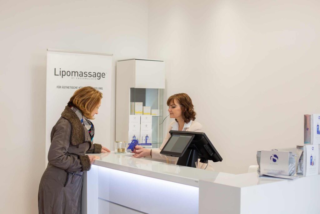 Business Fotos Kosmetikerin für Business-Auftritte in Köln.