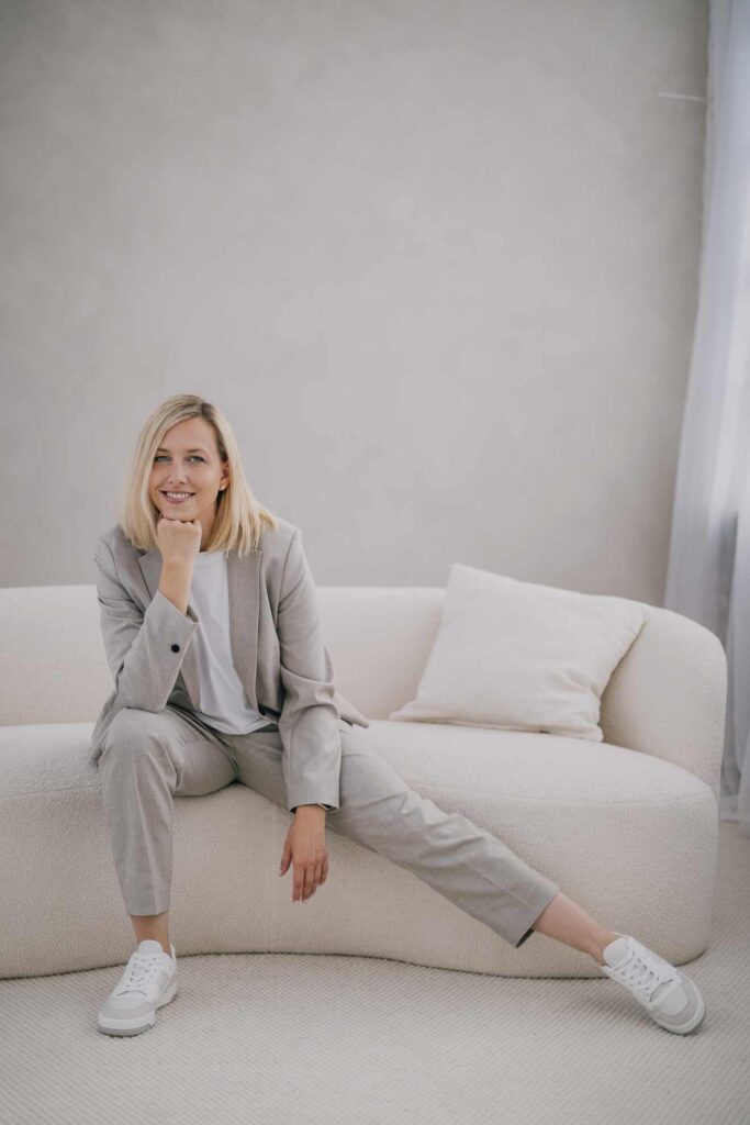 Authentisches Business Porträt einer Coachin in Köln für ihre selbstständige