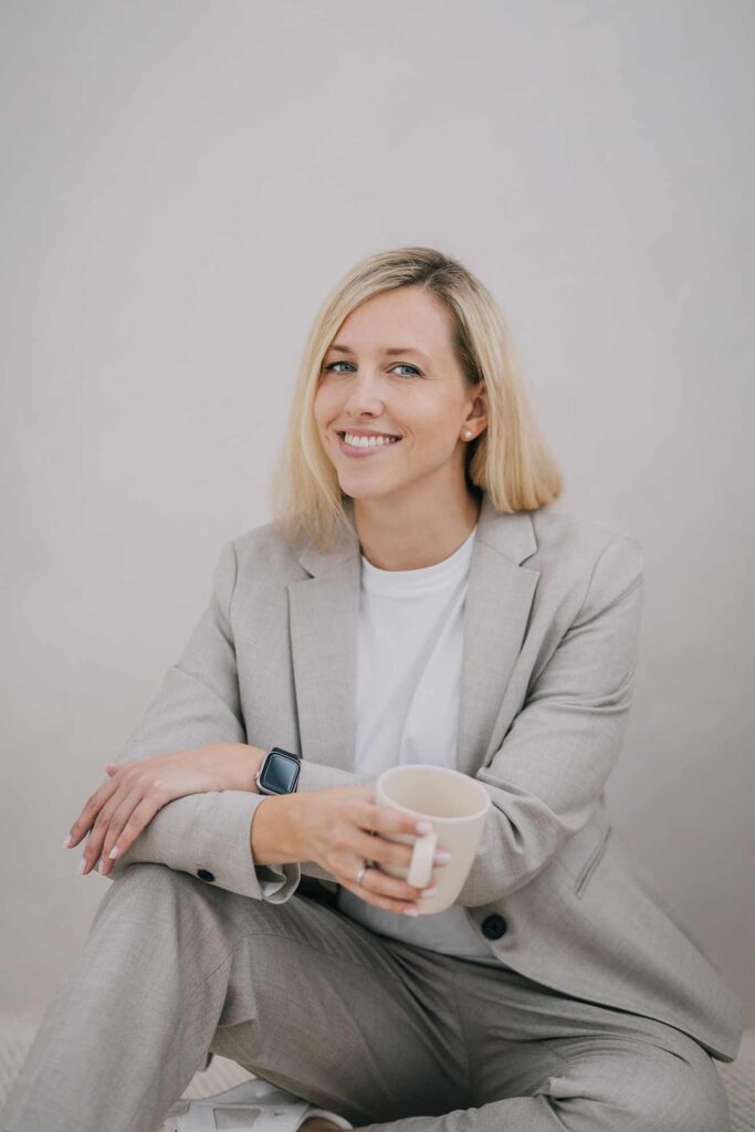 Authentisches Business Porträt einer Coachin in Köln für ihre selbstständige